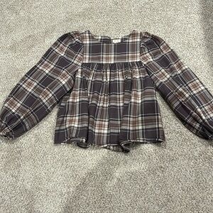 Women’s medium brown plaid ana long sleeve top